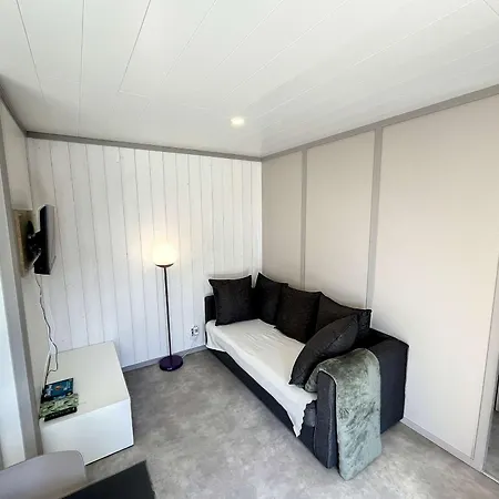 4 Pers Avec Piscine Chauffee, Terrasse Privative, A 2 Pas De La Et Commerces - Fr-1-361-467 * Jullouville