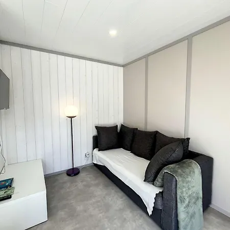 4 Pers Avec Piscine Chauffee, Terrasse Privative, A 2 Pas De La Et Commerces - Fr-1-361-467 Jullouville