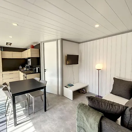 4 Pers Avec Piscine Chauffee, Terrasse Privative, A 2 Pas De La Et Commerces - Fr-1-361-467