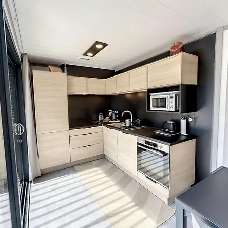 Chalet 4 Pers Avec Piscine Chauffee, Terrasse Privative, A 2 Pas De La Et Commerces - Fr-1-361-467